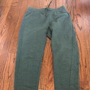 comfy army green zella sweats
